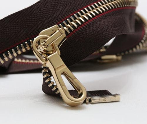 Dây kéo kim loại